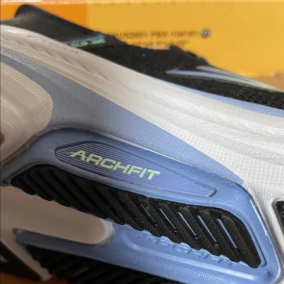 Skechers Black and Blue Max Cushion arch fit Slip-Ons - Picture 3 of 11